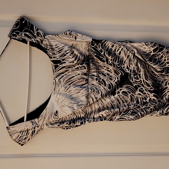 Y2K Vibe London Times Ruched Swirl Print Bodycon Dress - Picture 4 of 14